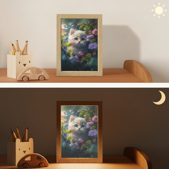 Nachtlampje 15x20 cm - Kinder lamp - Kitten - Bloemen - Bos - Illustratie - Poes - Tafellamp kinderkamer - Slaapkamer lamp - Bedlamp kinderen - Kinderlampje stopcontact - Wandlamp babykamer - Nachtlampjes van Merkloos — afbeelding 4