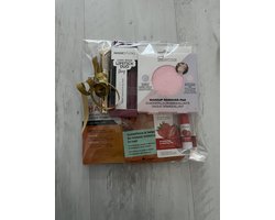 Complete Beauty Verzorgingsset voor Vrouwen – Make-Up Remover Pad, Strawberry Lipbalm- mascara-Shiny Lipstick Duo, Handmasker & Keratine Haarmasker – Luxe Self-Care Cadeau / Giftset- Rituals cadeau set- kerst cadeau-verzorgingspakket vrouw