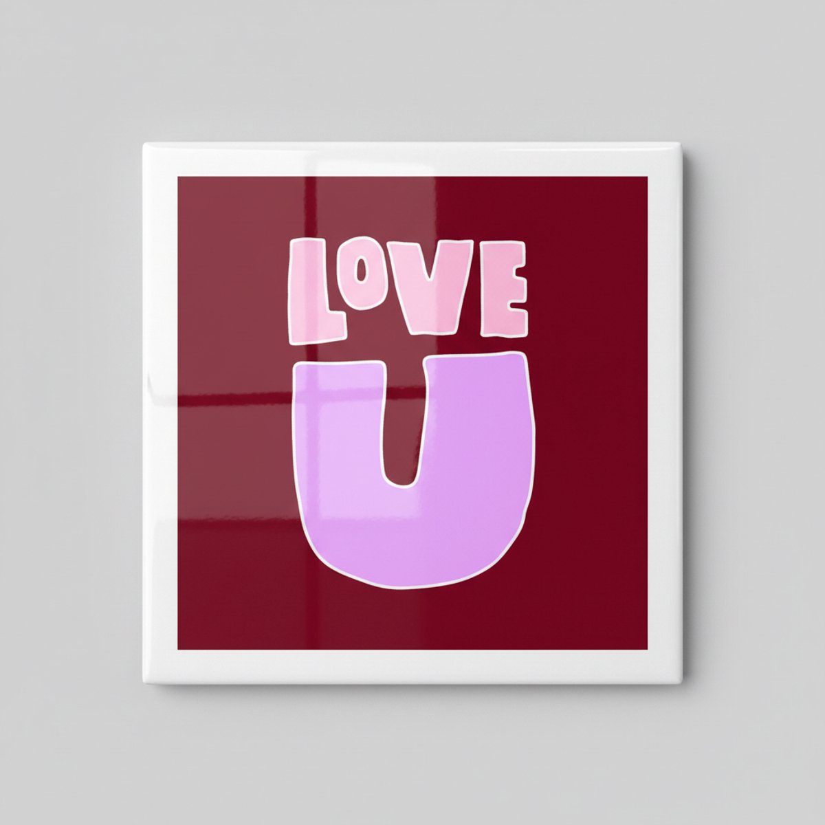 Nevolis “Love U” Keramische Tegel met Moderne Typografie – Romantische Wanddecoratie Cadeau – 15 × 15 cm Multi Color