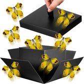 De Butterfly Explosion Gift Box is een verrassingscadeaubox gevuld met fladderende vlinders, perfect voor verjaardagen, bruiloften, jubilea en Kerstmis (zwart).