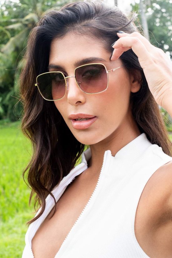 6126 Zonnebril | goud montuur zonnebril | paarse glazen zonnebril | festival zonnebril | rave & techno bril | trendy & fashion zonnebril | dames & heren zonnebril | unisex zonnebril | UV400 | festival eyewear | zonnebril met brillensleeve & brildoek — afbeelding 3