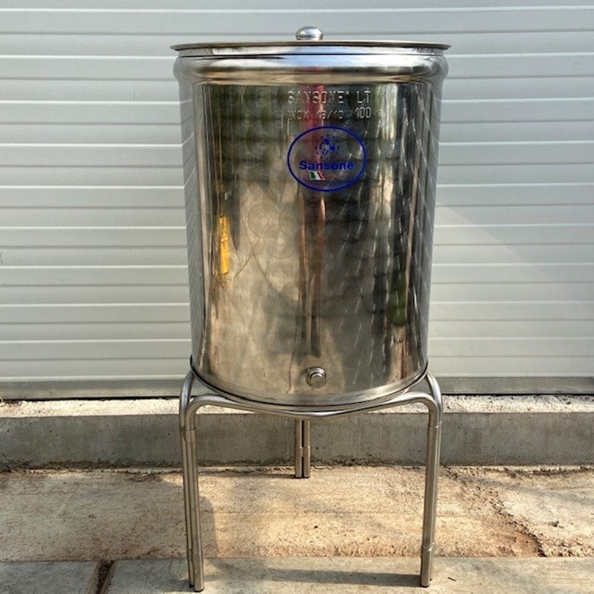 Vergistingsvat 300 liter van merk Sansone (INOX) inclusief onderstel en conische bodem - Brouwvat- Vergisting - Sansone