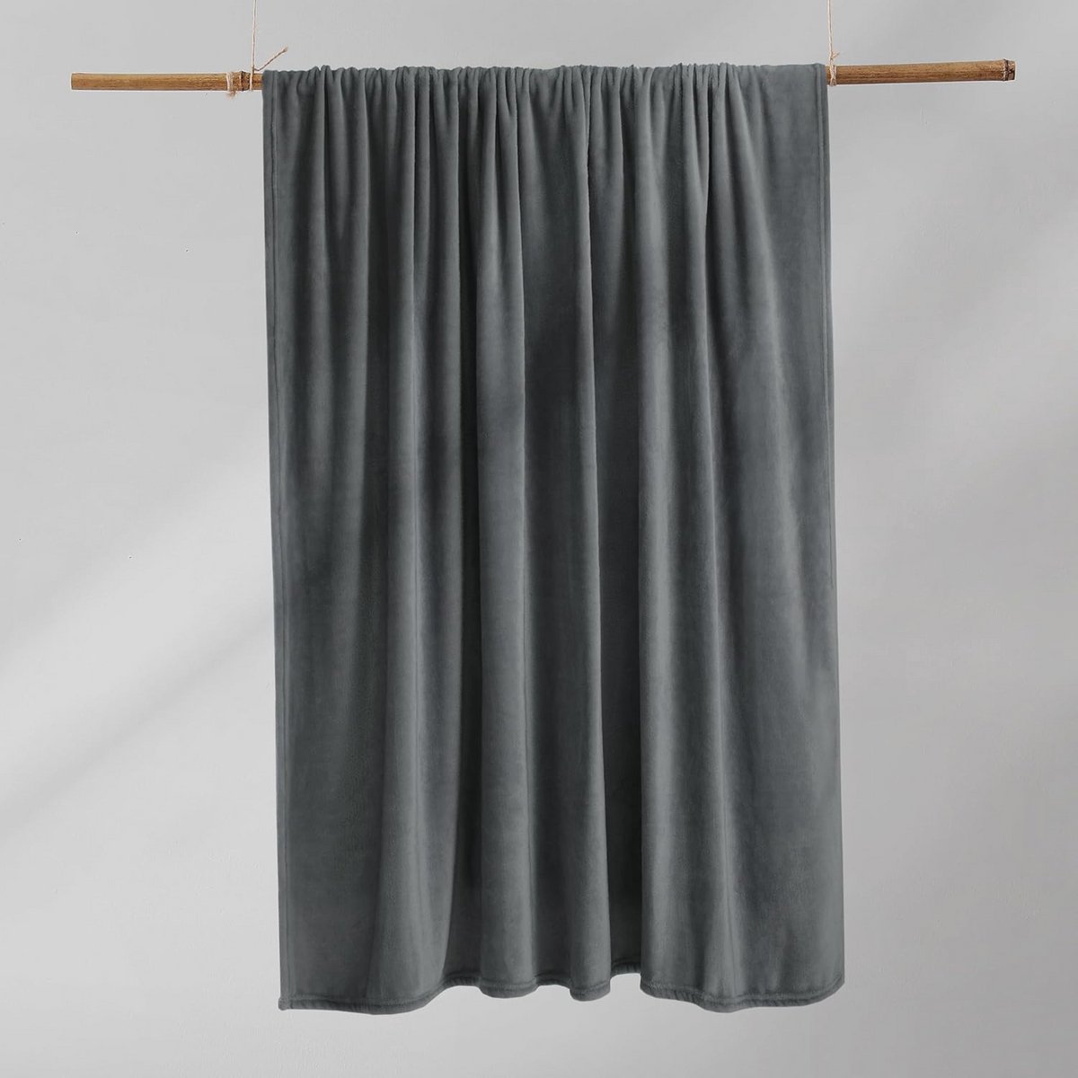 Zachte Fleece Deken 150 x 200 cm - Antracietgrijs Microvezel Woondeken, Sprei en Plaid