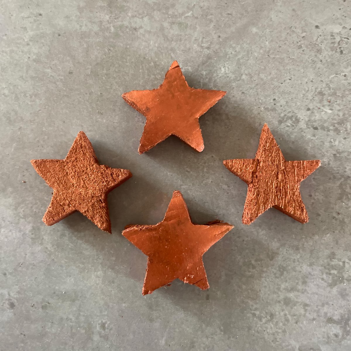 Coconut Star 5 Cm Bronz 100 pcs - kerstdecoratie voor binnen - kerst - stukjes - decoratie - kerstster - kokos - coco - ster