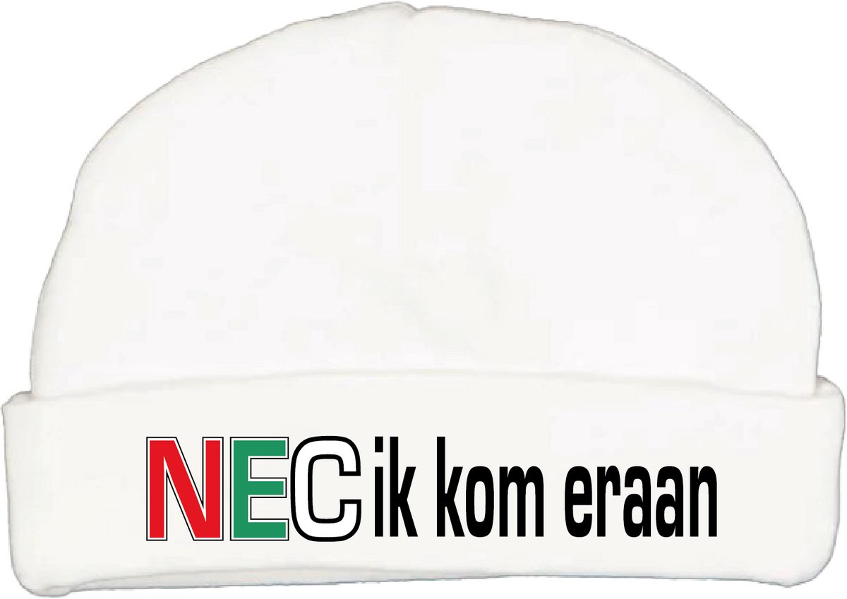 Babymutsje met de tekst: NEC ik kom eraan !