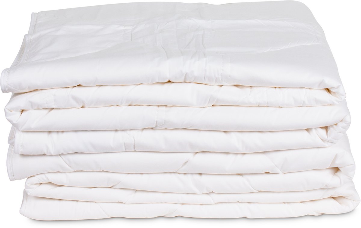 totaalBED Dekbed Liva bamboe - 4-seizoenen - 200x220 cm - anti-allergisch