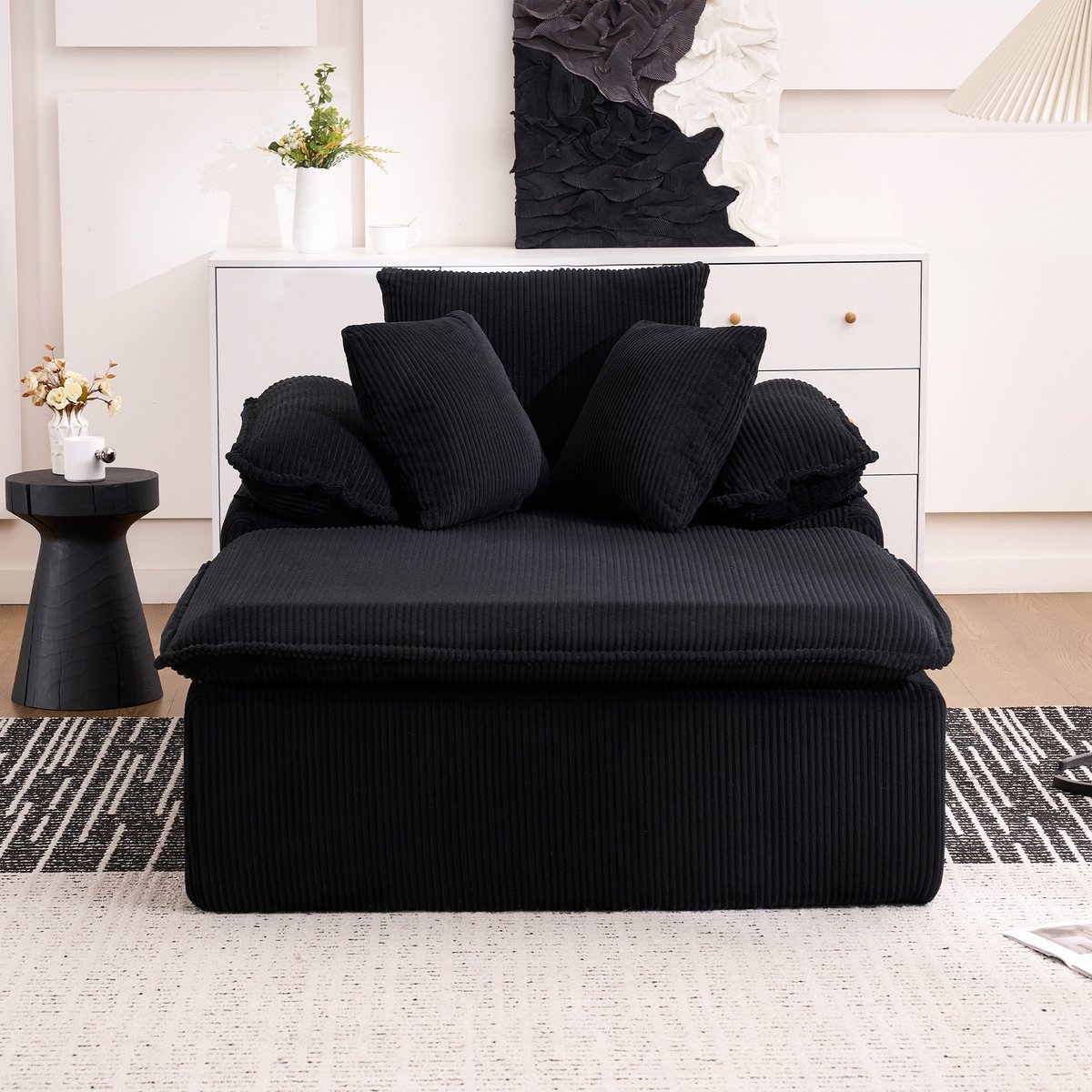 Een 46 cm hoge ligstoel/relaxfauteuil, ontworpen in een binnenhuissstijl, met een frameloos design. Een comfortabelere lees- en relaxfauteuil, uitgerust met brede armleuningen, geen montage nodig- Zwart