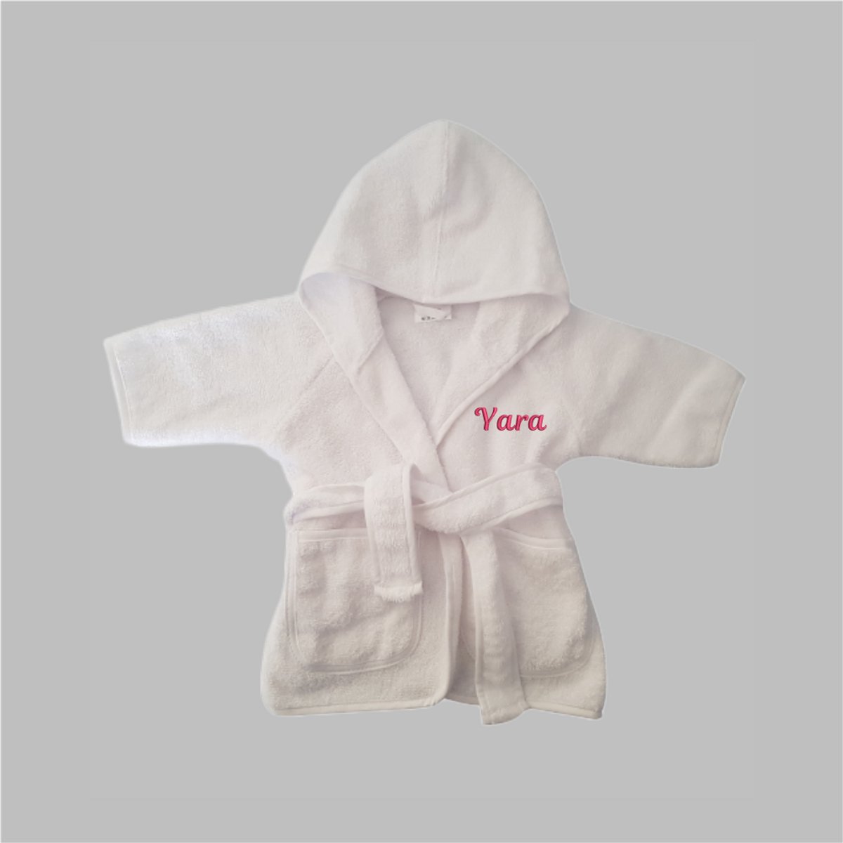 Badjas met naam - baby - wit - maat 80-92 - Kraamcadeau - Badstof - Geborduurd - gepersonaliseerd