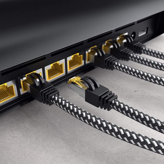 Cat 7 | F/ FTP | Câble réseau | Cordon de brassage | Blindé | Gaine tressée en nylon | 10 Gbit / s | 2 mètres | Noir | Allteq