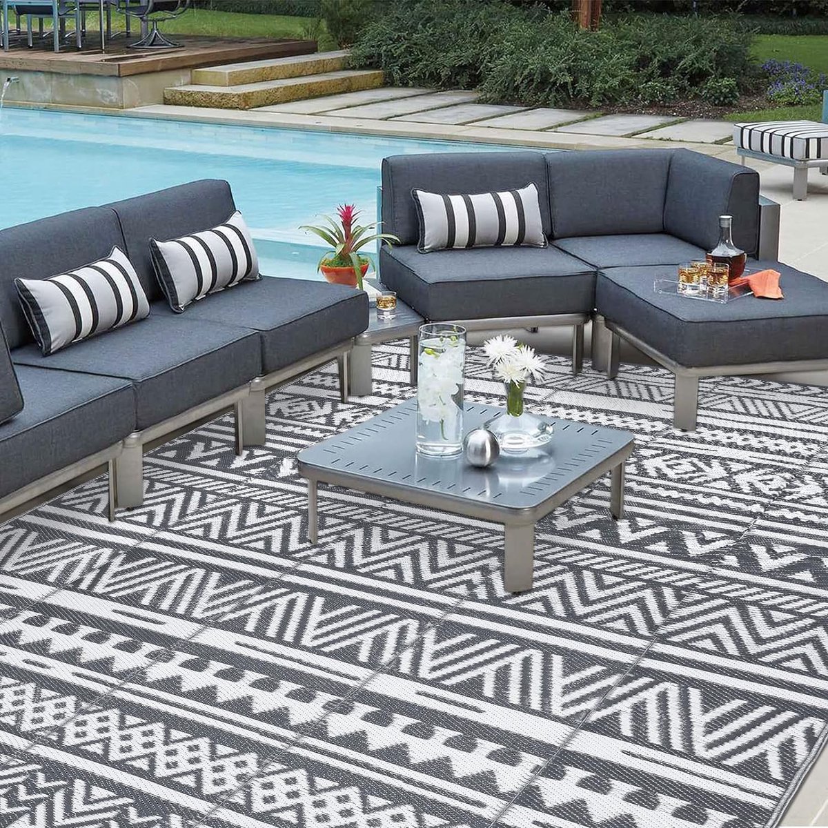 Outdoor tapijt 150 x 240 cm weerbestendig omkeerbare vloermat kunststof terrastapijt buitentapijt uv-bestendig camper balkon tapijt voor patio strand BBQ picknick dek woonkamer