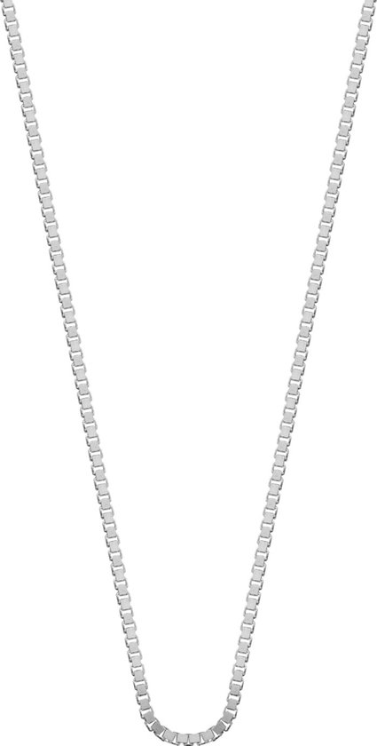 Zilverkleurige ketting met venetiaanse schakel.