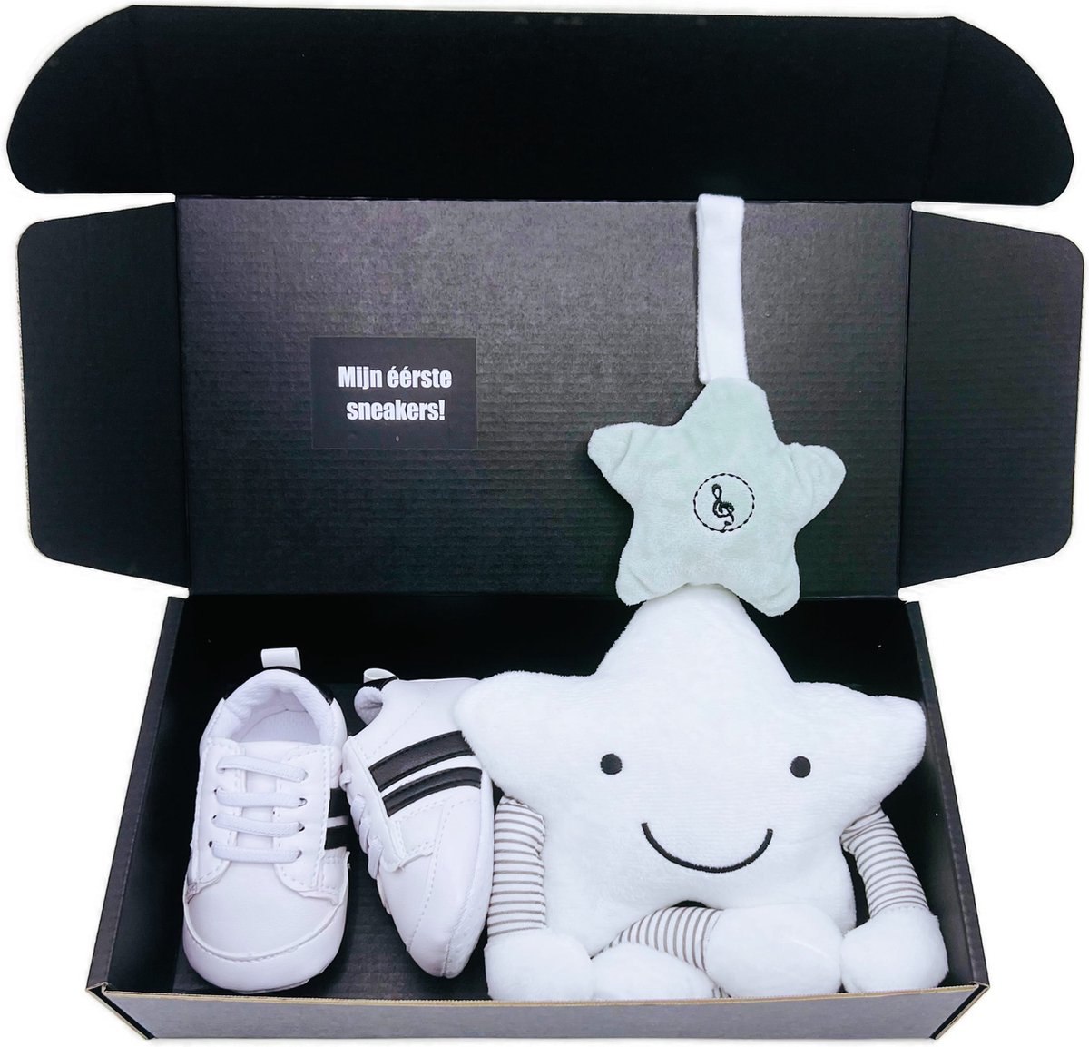 Goedkoopste Kraamcadeau jongen - kraamkado jongen met sneakers, knuffel met muziek en speelgeluid - rammelaar - zwangerschap cadeau - een coole baby is geboren - rechtstreeks versturen ook mogelijk