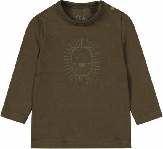Olijfgroen longsleeve T-shirt met ronde hals, sluiting met drukknoopjes op de schouder en een afgebeelde leeuwenkop.