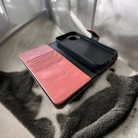 Elite Bookcase Adapté pour : Coque iPhone 15 - Porte-cartes - Portefeuille - Simili cuir - Rose