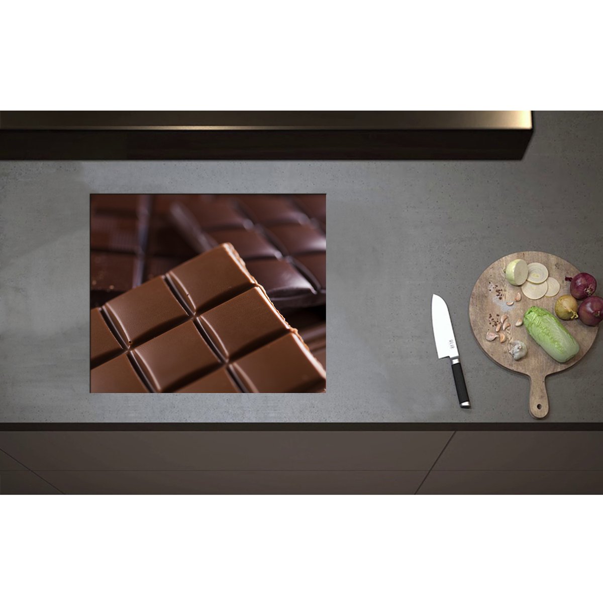 Inductieplaat Beschermer - Brokken van Verschillende Smaken Chocolade - 59x50 cm - 2 mm Dik - Inductie Beschermer - Bescherming Inductiekookplaat - Kookplaat Beschermer van Zwart Vinyl