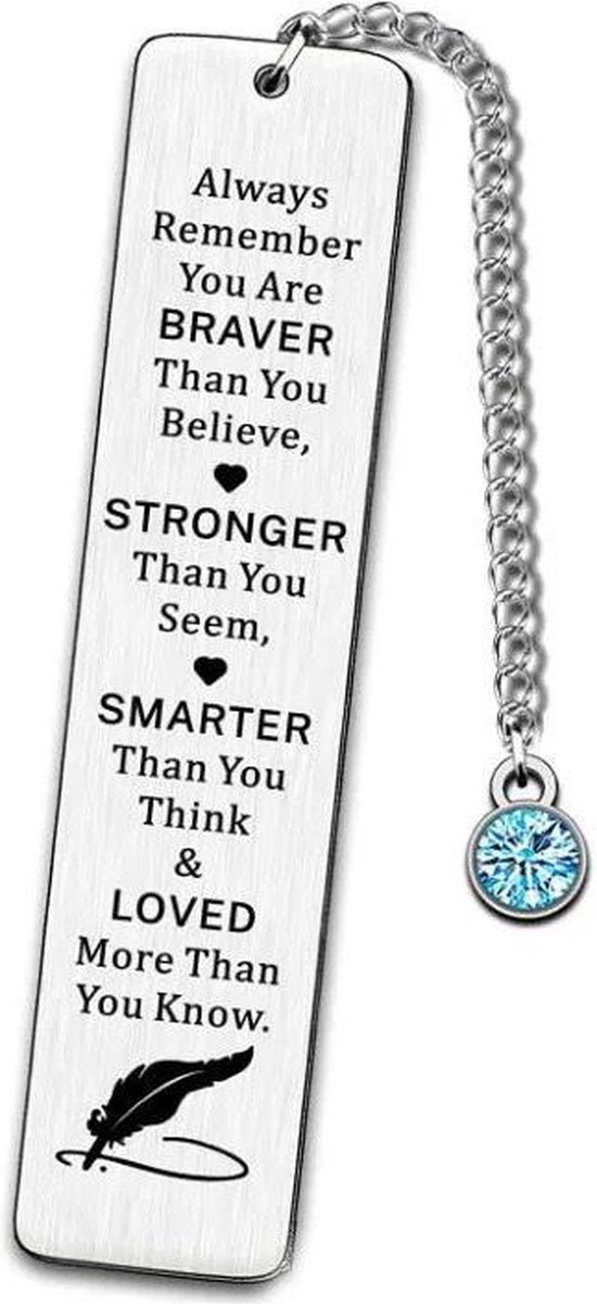 Nina’s Giftshop® Metalen Boekenlegger – You Are Braver Than You Believe – Inspirerende Bladwijzer – Cadeau voor Vrouw & Man – Geschenkzak