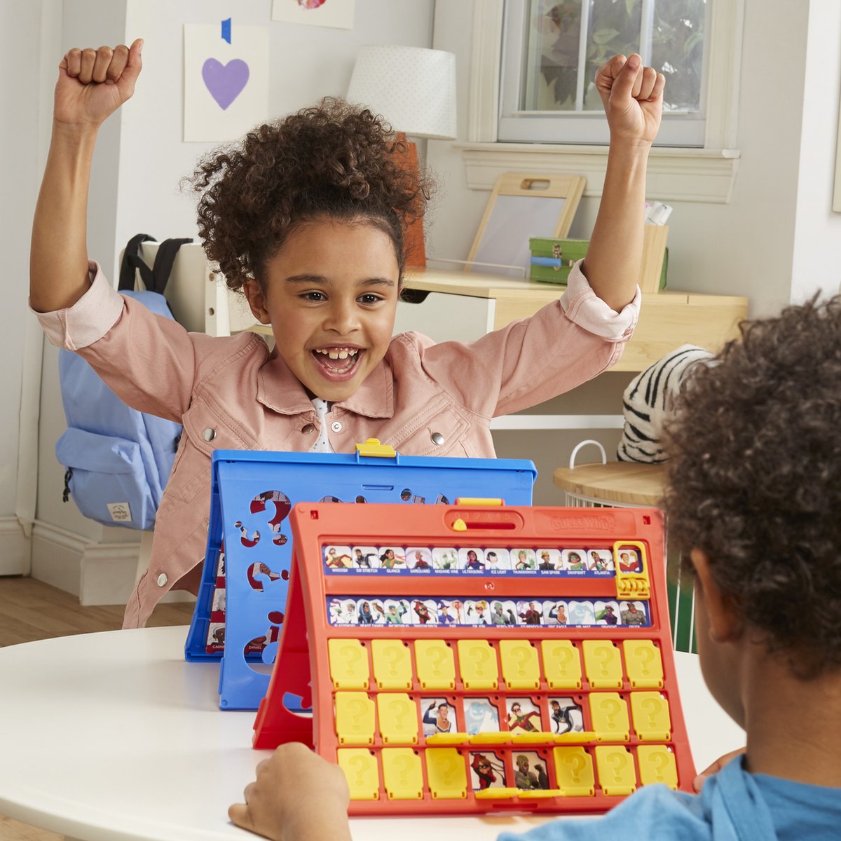 Wie is het? - Kinderspel Nieuwe editie - Hasbro Gaming — afbeelding 10