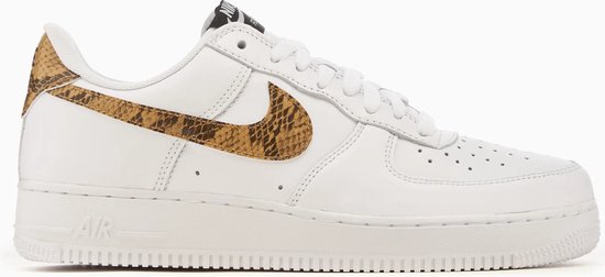 goud nike sneakers maat 40