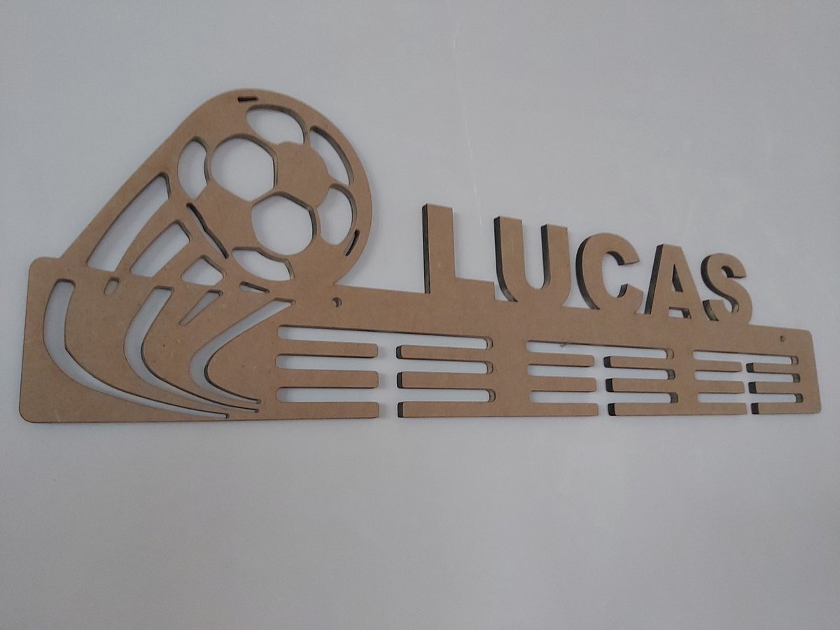 CREATCABIN Weergavehouder met voetbalmedaille, trofeeënrek met 24 haken CREATCABIN Weergavehouder met voetbalmedaille, trofeeënrek met 24 haken