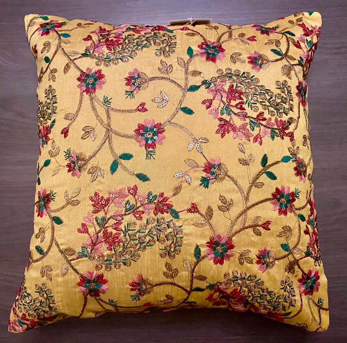 Kussens woonkamer - kussenhoes 30 x 30 cm - kussensloop - sierkussens - cushion cover - katoensilk - Kussenhoesjes - 2 stuks - etnisch Indiaas - borduurwerk - embroidery