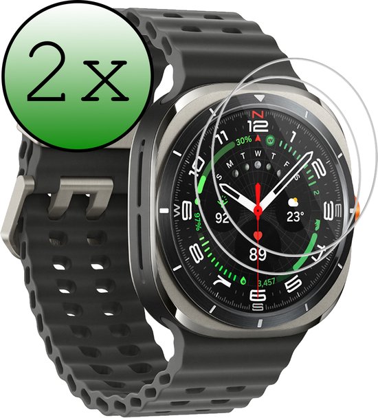 Zwarte smartwatch met gehard glas screenprotector. Een groene cirkel met '2x'.