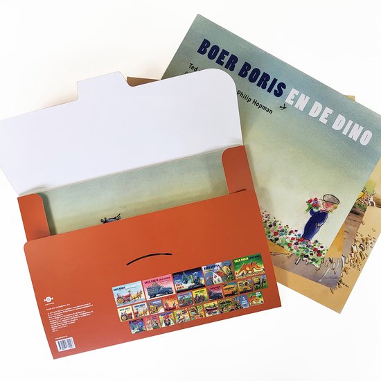 Een oranje map met de titel 'Boer Boris en de Dino' en een selectie van Boer Boris boekomslagen.