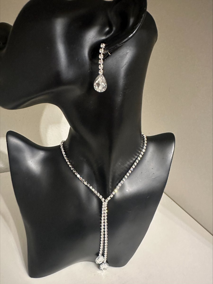 Sieradenset waterdruppel | Make up | Parfum | Moederdag | Verjaardagscadeau| Cadeautje| Valentijnsdag| Kado | sieraden | vaderdag | oorbellen | oorsieraden