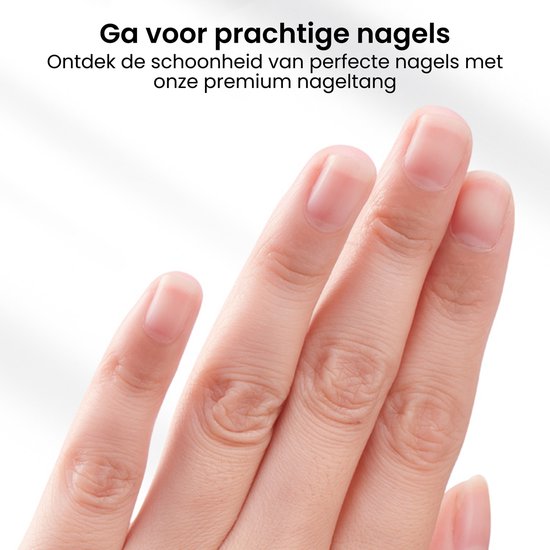 Handen met mooie, verzorgde nagels, met tekst 'Ga voor prachtige nagels'.