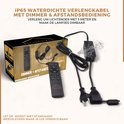 IP65 waterdichte verlengkabel met dimmer en afstandsbediening voor lichtsnoeren. De kabel is zwart met een schakelaar en twee aansluitingen.