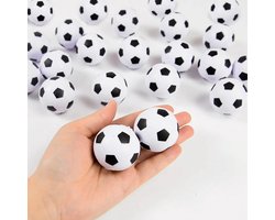 4 Anti-stress balletjes voetbal - stress - voetbal - sport - anti-stress - sportfan - EK - WK - Wedstrijd - Toernooi - spanning