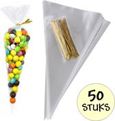 50x Cellofaan Puntzakken 25x13cm - Puntzak Doorzichtig - Traktatie Zak - Uitdeelzak - Snoepzak - Inclusief Sluitstrips Goud - 13x25cm - 50 Stuks