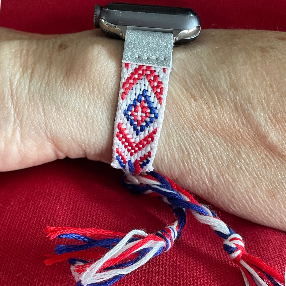 Applewatch horlogebandje- bohemian stijl-maat 38-40-41mm- vlecht motief-stof met kunstleer- aantreksluiting