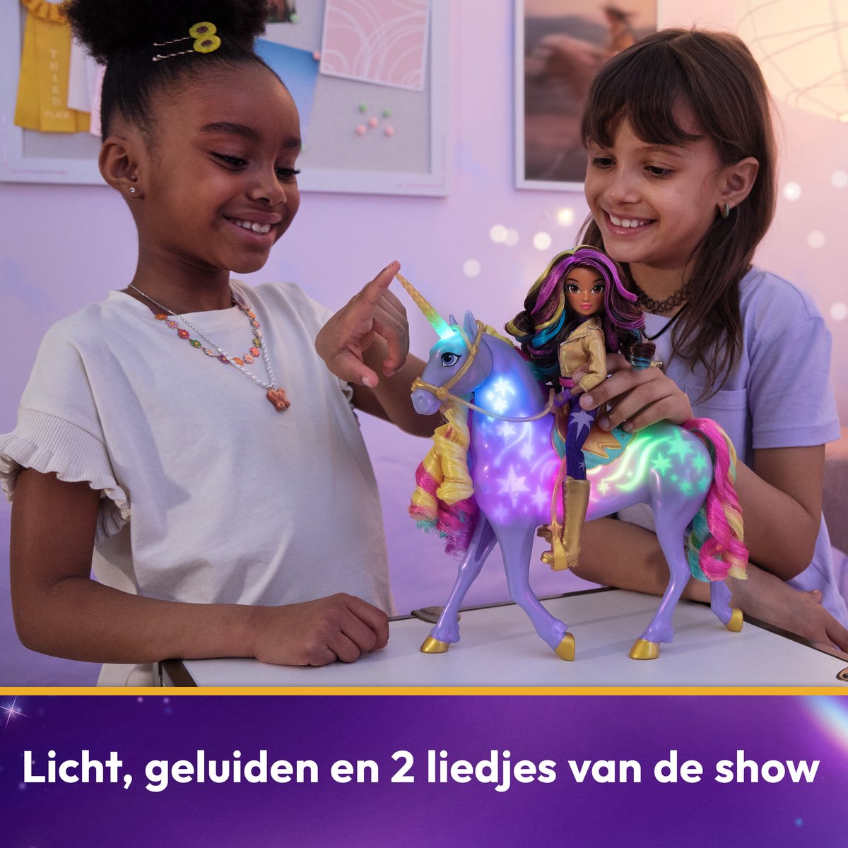 Unicorn Academy - Sophia & Regenboog Lichtmagie Wildstar - Modepop met Interactieve Eenhoorn met licht geluid en muziek — afbeelding 11