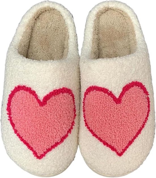 Winter Sloffen met Liefdevol Harten Borduurwerk - Gezellige en Warme Pantoffels voor Binnen in de Slaapkamer - Zachte en Comfortabele Dames Pantoffels voor de Winter - Huiselijke en Knusse Slippers met Hartenborduursel - Harten