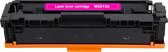 Zwarte laser tonercartridge met oranje accenten. Tekst op roze label: 'Laser toner cartridge W2213A'.
