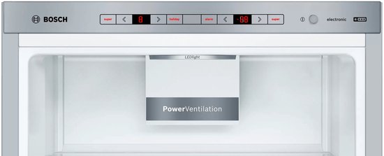 Bovenzijde van de Bosch koelkast met elektronisch bedieningspaneel en "PowerVentilation"-aanduiding.