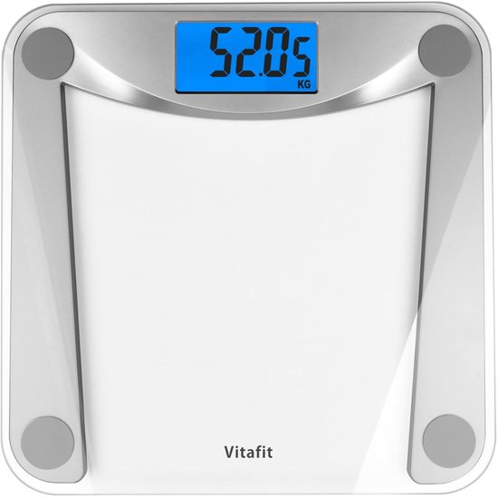 Balance numérique blanche avec cadre argenté et affichage LCD bleu indiquant 52,05 KG.