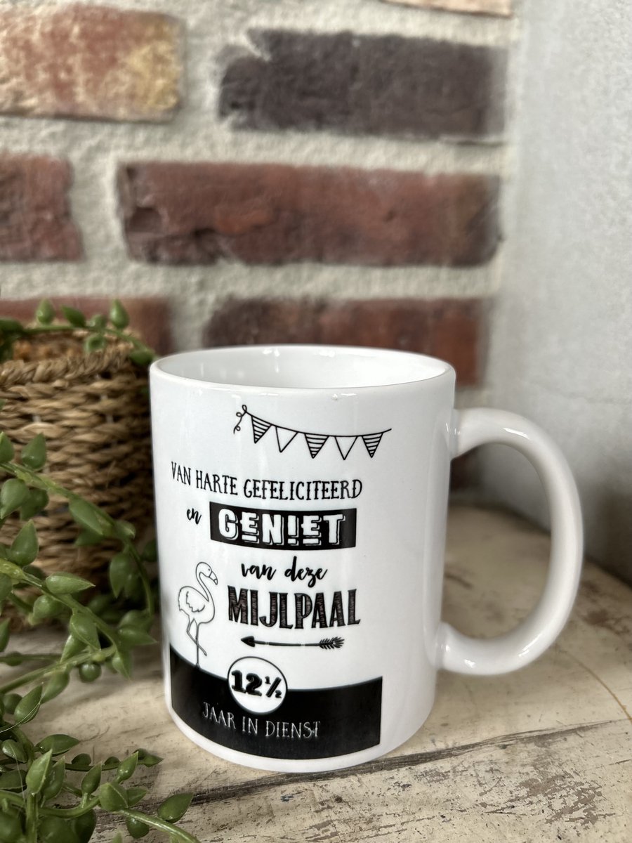 Creaties van Hier - Mok - 12,5 jaar in dienst - Jubileum - Bedankt - Keramiek - 325 ml