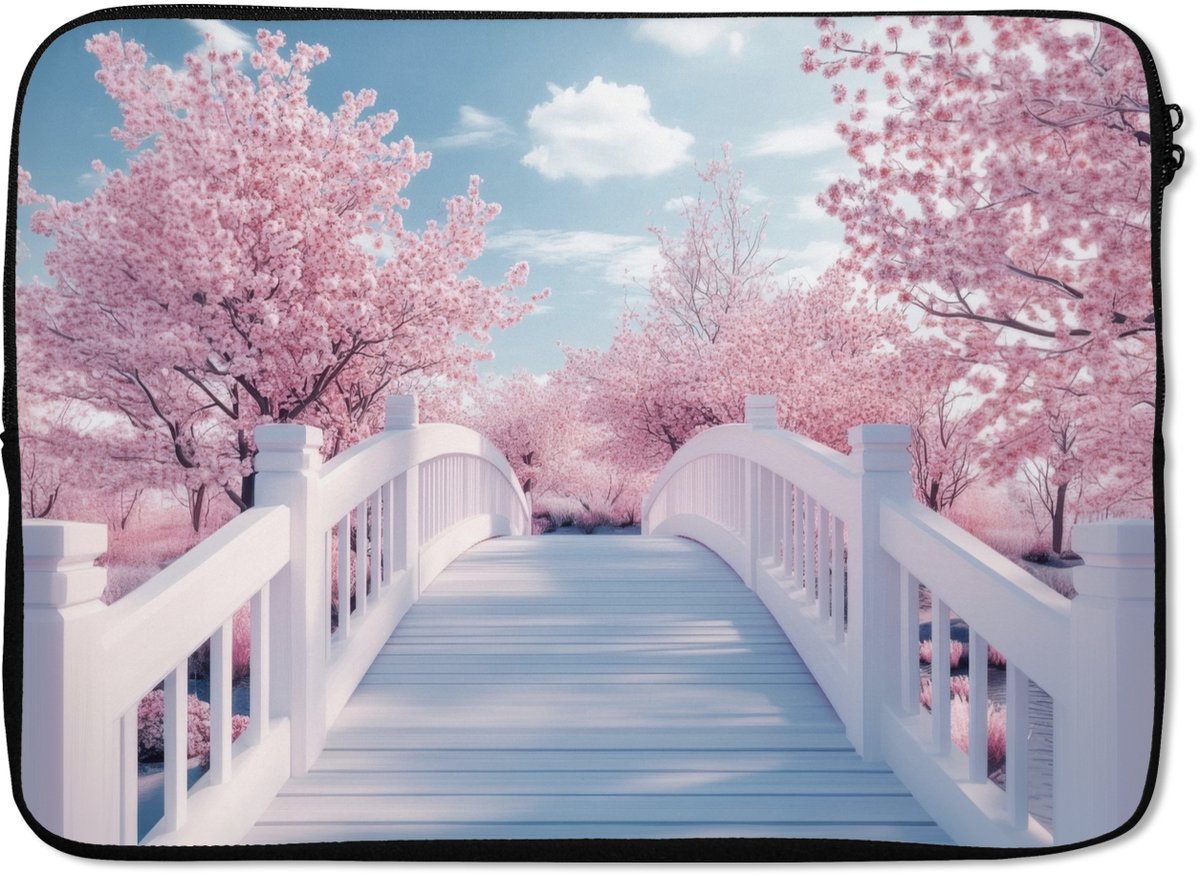 Laptophoes 14 inch - Brug - Kersenbomen - Wit - Laptop sleeve - Binnenmaat 33x23 cm - Zwarte achterkant