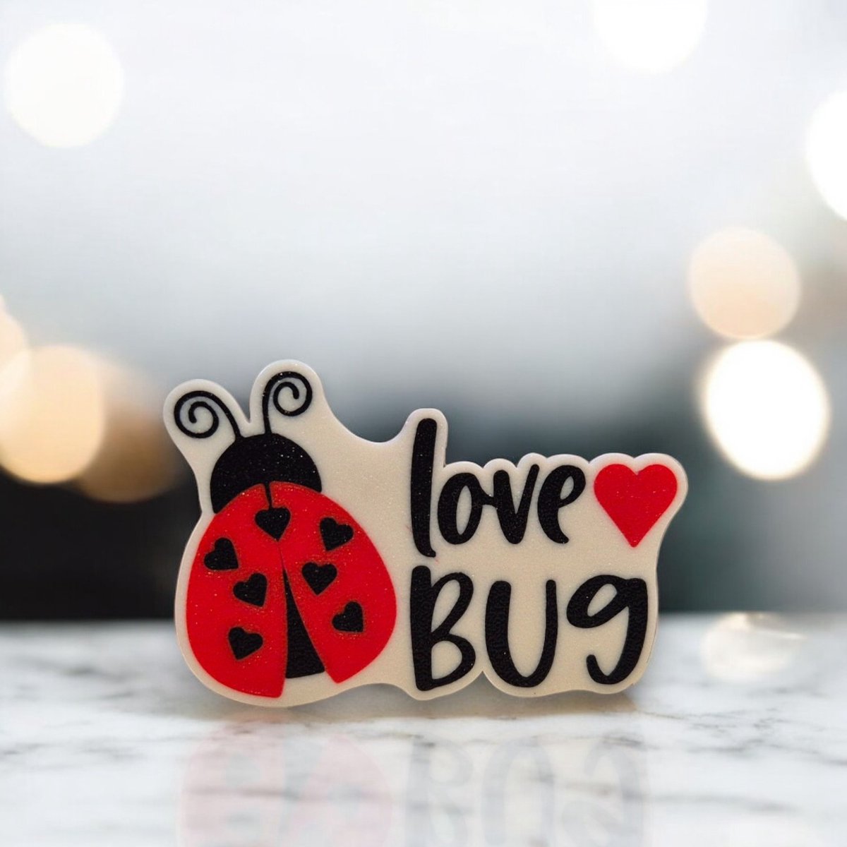 Love Bug koelkastmagneet – Schattige lieveheersbeestje magneet – Decoratief cadeau voor Valentijn of Vrienden - Rood/Wit/Zwart - 5 x 7,5 cm - 3D print - Flevo Print