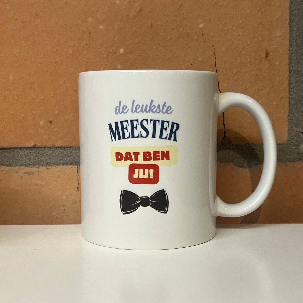 Mok MEESTER | strik | personaliseren | cadeau JUF | cadeau MEESTER | einde schooljaar | juf bedankt | juffrouw | juffendag | cadeau juf | school