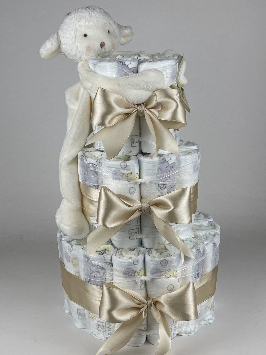 Chouette-Chouette | Luiertaart Neutraal | Kraamcadeau | Geboorte Jongen Meisje | Babyshower | Bunnies By The Bay Speenknuffel Lammetje Beige