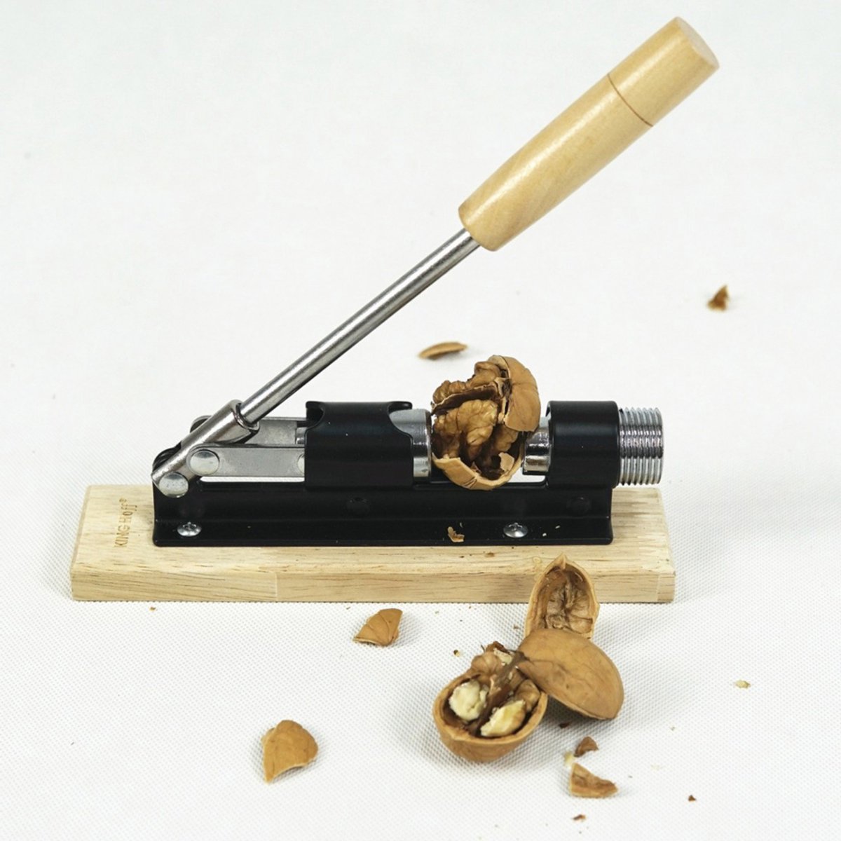 Kinghoff 1660 notenkraker - hout - staal - zwart