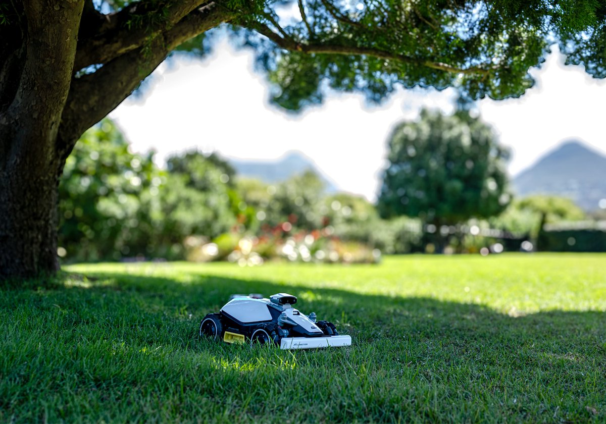Mammotion Luba 2 AWD 800 mini - draadloos GPS robotmaaier thumbnail 5