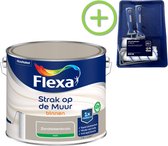 Bol.com Flexa - Strak op de Muur - - Mat - zandsteenbruin - 2.5 liter + Muurverfroller aanbieding