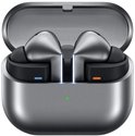 Grijze Samsung Galaxy Buds3 Pro in open oplaadcase, met oplaadindicatoren.