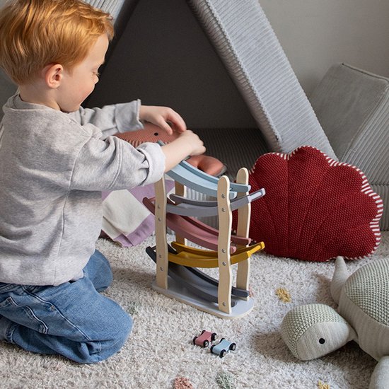 Kindsgut knikkerbaan, houten speelgoed voor motorische vaardigheden met 4 auto's, subtiele kleuren en milieuvriendelijke materialen, vrij van schadelijke stoffen en geschikt voor kinderen, auto, Emil Kindsgut knikkerbaan, houten speelgoed voor motorische vaardigheden met 4 auto's, subtiele kleuren en milieuvriendelijke materialen, vrij van schadelijke stoffen en geschikt voor kinderen, auto, Emil