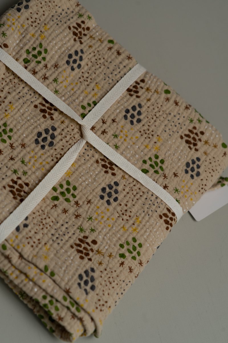 Swaddle-baby-zandkleur met print-95x95 cm-handgemaakt-( Sweet baby Bedstraw )