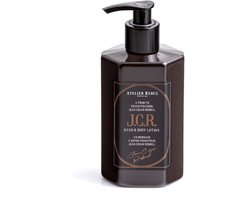 Atelier Rebul J.C.R. - Hand & Body Lotion (250ml) - Houtige & Kruidige Geur - Natuurlijk - Hydraterend - Voor Alle Huidtypes