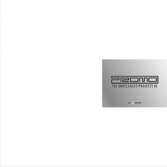Hoes met logo "PROMO THE UNRELEASED PROJECTS #3" in zilver.